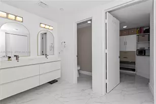 350 S Miami Ave, Miami, FL 33130 - Photo 22