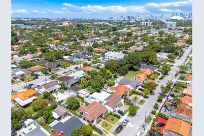 3151 NW Flagler Ter #3151, Miami, FL 33125 - Photo 8