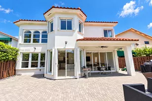 10873 NW 71st St, Doral, FL 33178 - Photo 30