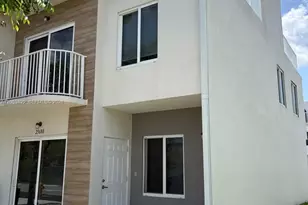 25680 SW 143rd Path, Homestead, FL 33032 - Photo 2