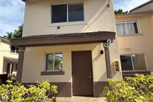 14010 NE 3rd Ct, Miami, FL 33161 - Photo 2
