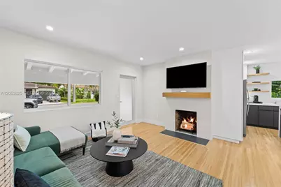 829 Granada Groves Ct, Coral Gables, FL 33134 - Photo 4