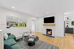 829 Granada Groves Ct, Coral Gables, FL 33134 - Photo 4