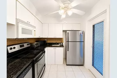2800 NE 203rd St #A3, Aventura, FL 33180 - Photo 1