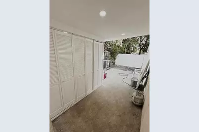 1237 NW 33rd Ave, Miami, FL 33125 - Photo 10