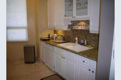 808 Brickell Key Dr #606, Miami, FL 33131 - Photo 4