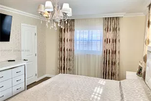 619 NE 14th Ave, Hallandale Beach, FL 33009 - Photo 22