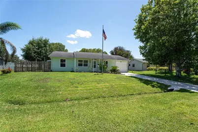 618 SW Ray Ave, Port Saint Lucie, FL 34983 - Photo 2
