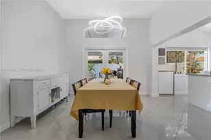 18625 NW 53rd Ave, Miami Gardens, FL 33055 - Photo 4