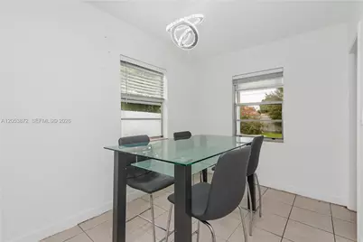 681 NE 1st Pl, Hialeah, FL 33010 - Photo 6