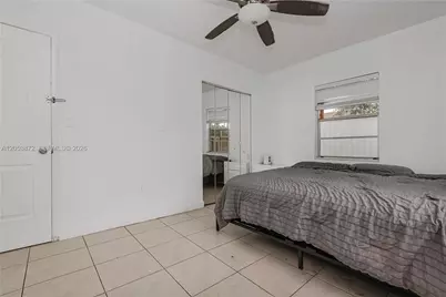 681 NE 1st Pl, Hialeah, FL 33010 - Photo 16