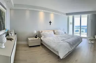 7000 Island Blvd, Aventura, FL 33160 - Photo 16