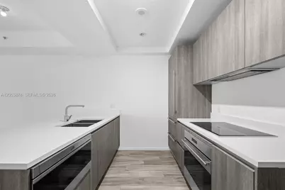 801 S Miami Ave #2002, Miami, FL 33130 - Photo 6