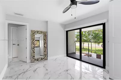 19035 E E. St. Andrews Dr, Hialeah, FL 33015 - Photo 18