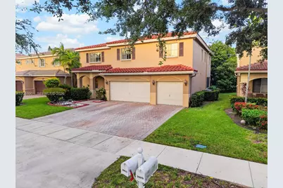 20623 NW 11th Ave, Miami Gardens, FL 33169 - Photo 2