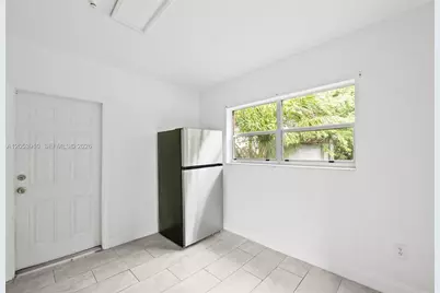 1429 NE 118th Ter, Miami, FL 33161 - Photo 8