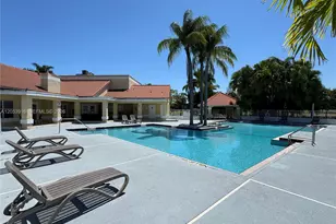 417 Vista Isles Dr, Sunrise, FL 33325 - Photo 22