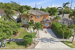 14640 SW 176th Terr, Miami, FL 33177 - Photo 1