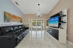 15431 SW 177th Terrace, Miami, FL 33187 - Photo 4