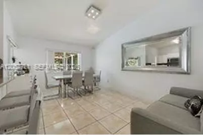 15431 SW 177th Ter, Miami, FL 33187 - Photo 8