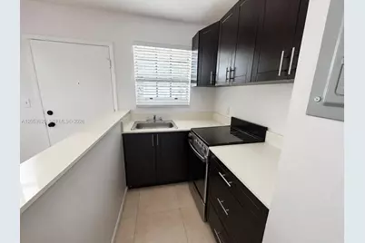 427 Anastasia Ave #5, Coral Gables, FL 33134 - Photo 4