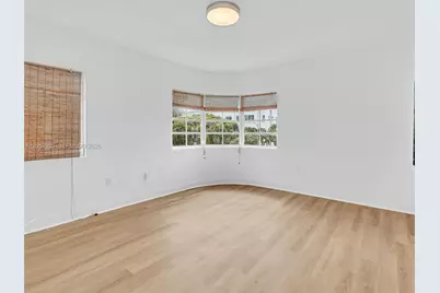 1225 Euclid Ave #3, Miami Beach, FL 33139 - Photo 6