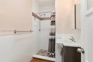 920 N 26th Ave, Hollywood, FL 33020 - Photo 18
