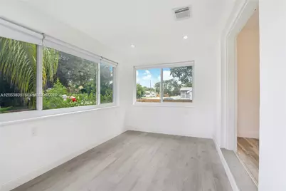 920 N 26th Ave #0, Hollywood, FL 33020 - Photo 8