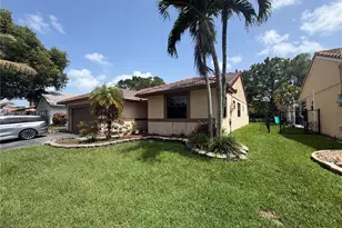15600 Gauntlet Hall Manor, Davie, FL 33331 - Photo 2