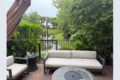 [Address not provided], West Palm Beach, FL 33417 - Photo 8