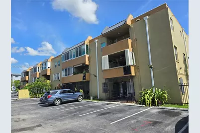 6070 W 18th Ave #213, Hialeah, FL 33012 - Photo 8