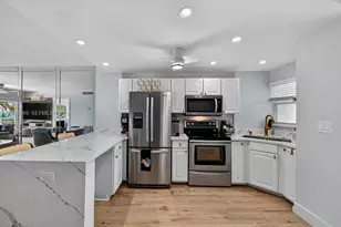 710 N Ocean Blvd, Pompano Beach, FL 33062 - Photo 30