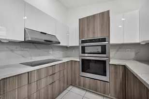 451 E 37th St, Hialeah, FL 33013 - Photo 6
