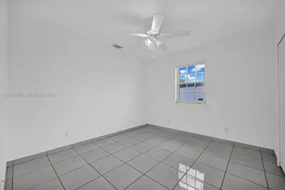 451 E 37th St #451, Hialeah, FL 33013 - Photo 16