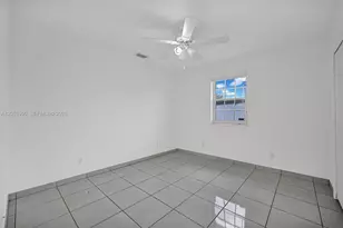 451 E 37th St, Hialeah, FL 33013 - Photo 16