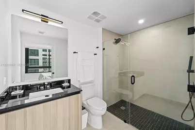 225 N Miami Ave #912, Miami, FL 33128 - Photo 2