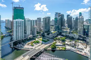 90 SW 3rd St, Miami, FL 33130 - Photo 24