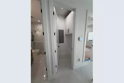 5901 SW 64th St, South Miami, FL 33143 - Photo 12