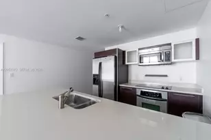 1900 N Bayshore Dr, Miami, FL 33132 - Photo 2
