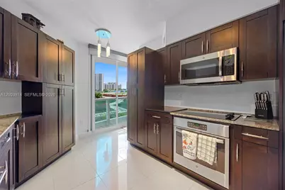 3370 Hidden Bay Dr #507, Aventura, FL 33180 - Photo 4