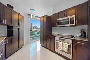 3370 Hidden Bay Dr, Aventura, FL 33180 - Photo 4
