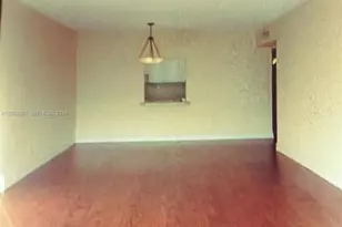 19380 Collins, Sunny Isles Beach, FL 33160 - Photo 10