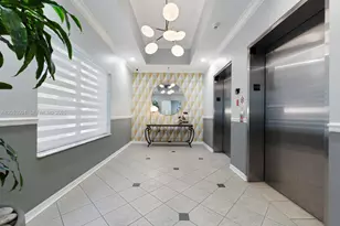 2642 Collins Ave, Miami Beach, FL 33140 - Photo 26