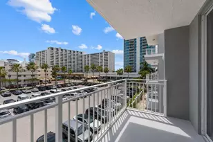 2642 Collins Ave, Miami Beach, FL 33140 - Photo 22