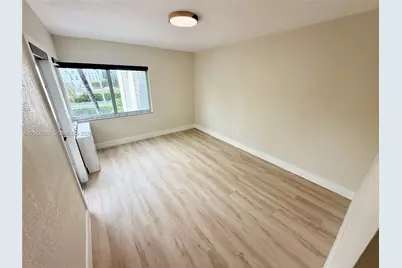 641 Espanola Way #17, Miami Beach, FL 33139 - Photo 8