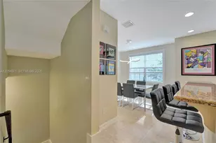 2726 Old Florida Trail, Wilton Manors, FL 33334 - Photo 14