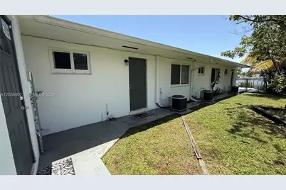 842 SW 2nd St #A, Hallandale Beach, FL 33009 - Photo 10