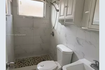 570 W 29th St #44, Hialeah, FL 33012 - Photo 4