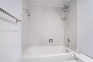 5700 Collins Ave, Miami Beach, FL 33140 - Photo 12
