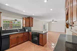 9765 SW 143rd St, Miami, FL 33176 - Photo 6